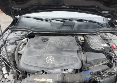 2015 Mercedes-Benz Gla 250 4Matic z USA, uszkodzony, nr VIN WDCTG4GB9FJ055003